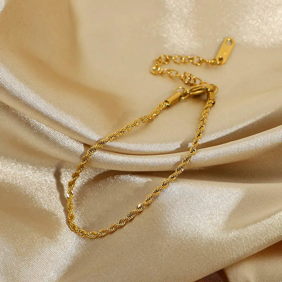 Uworld Classic Gold Rope Twist Bracelet Chic Jewelry Gifts 18K Gold Plated Stainless Steel Fashion Wave Rope Bracelet