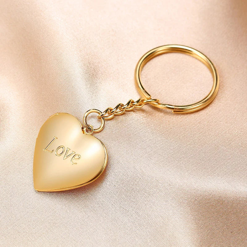 Women's Personalize Engrave Name Heart Locket Key Chains, Custom The Photo of Family, Love Keepsake Gifts