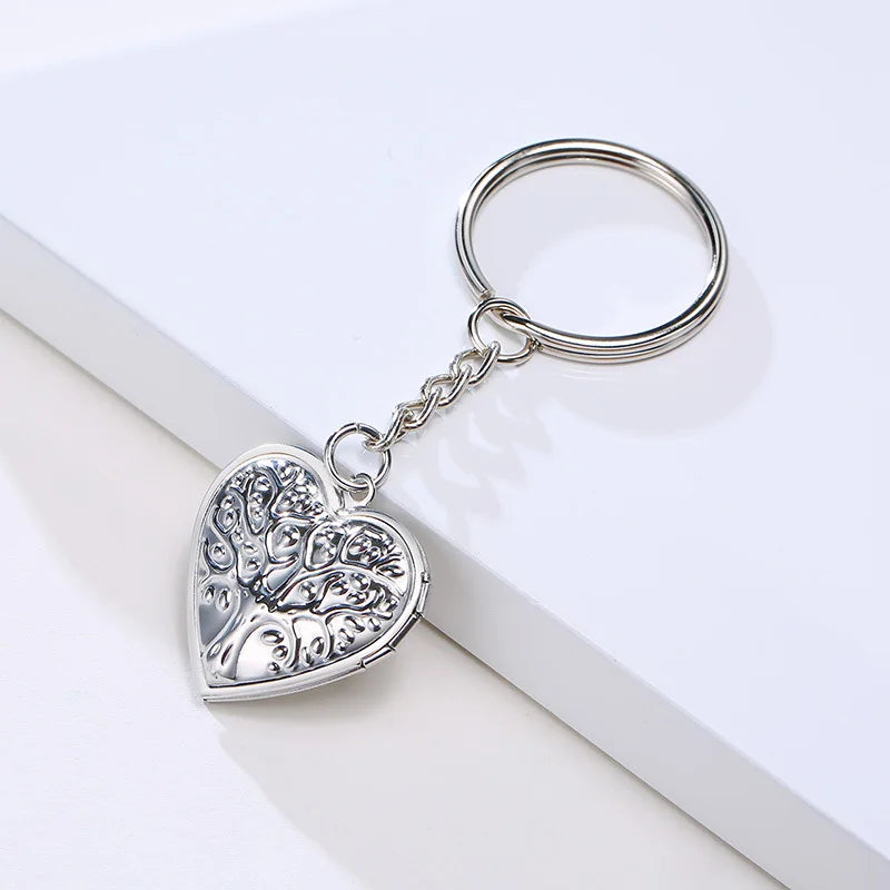Women's Personalize Engrave Name Heart Locket Key Chains, Custom The Photo of Family, Love Keepsake Gifts
