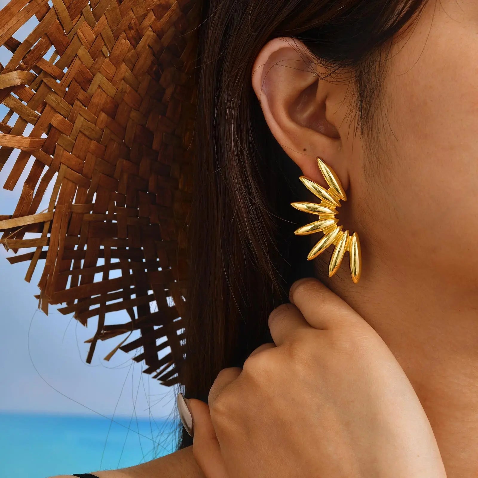 Stainless Steel Geometric Stud Earrings for Women, 18K Plated Prevent Allergy Statement Jewelry Wholesales