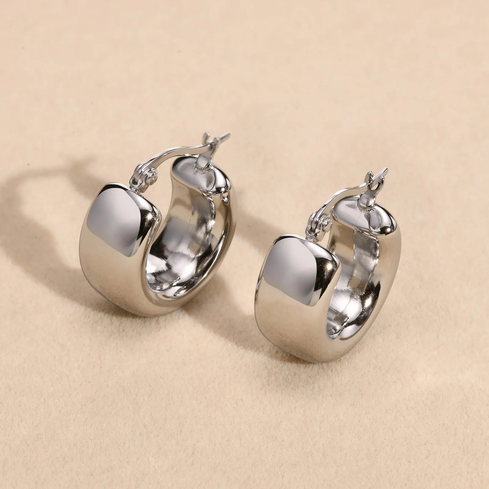 Women Dainty Hoop Huggie Earrings, Anti Allergy Stainless Steel Stud Earrings, Chic Birthday Party Fashion Jewelry To Mom Girls