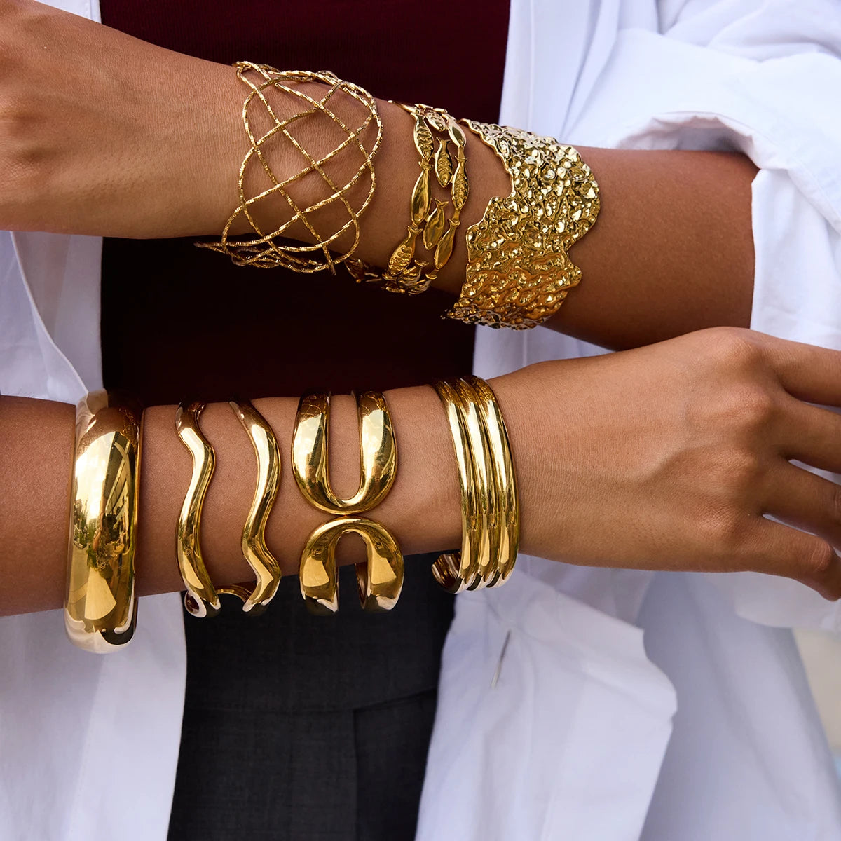 Uworld Minimalist 18K Gold Color Plated Stainless Steel Hammer Pattern Irregular Wide Face Bracelet Small Fish Line Multi Layer