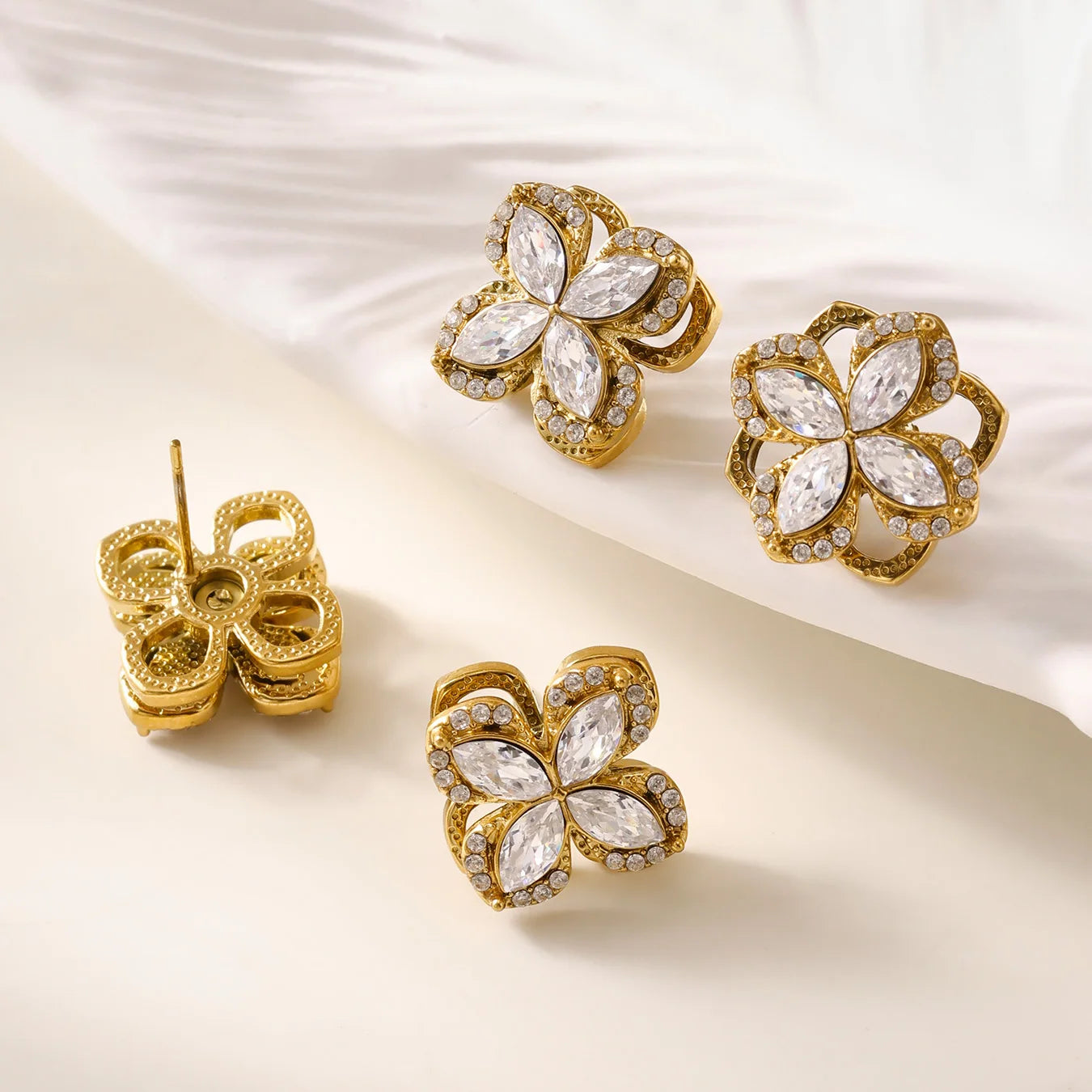 Nivora Vintage Rotatable Zircon Flower Stainless Steel Chain Necklaces Earrings Rings for Women Charm Wedding Banquet Jewelry