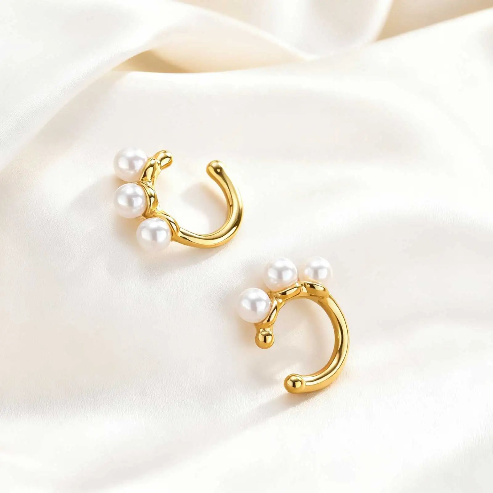 Charm Stainless Steel Imitation Pearl Ear Clip Non Piercing for Women Girls,Gold Plated Cartilage Ear Bone Clip,Fashion Jewelry
