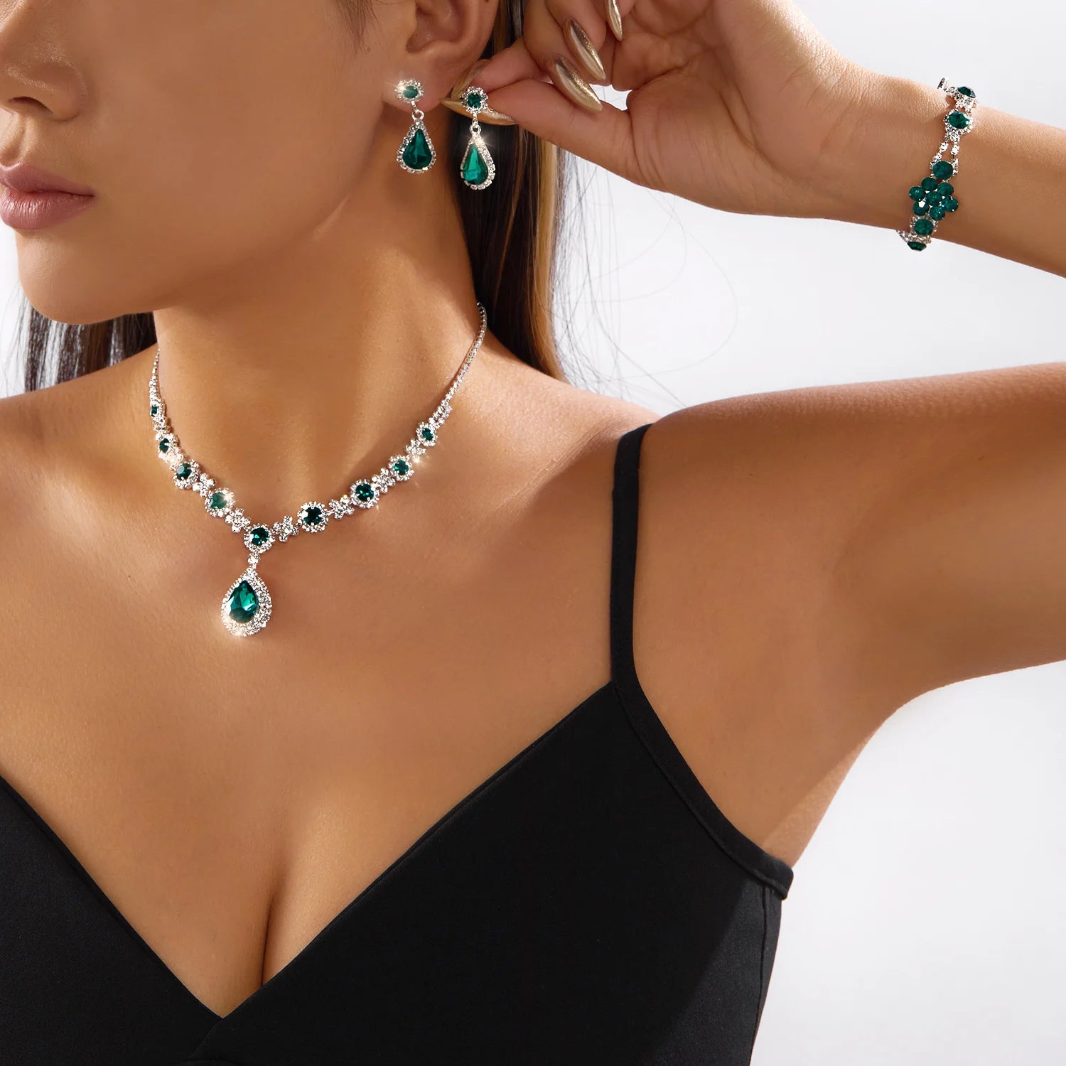 Light Luxury Green Crystal Water Drop Jewelry Set For Women Full Rhinestone Zircon Necklaces Bracelet Ring Earrings Wedding Gift