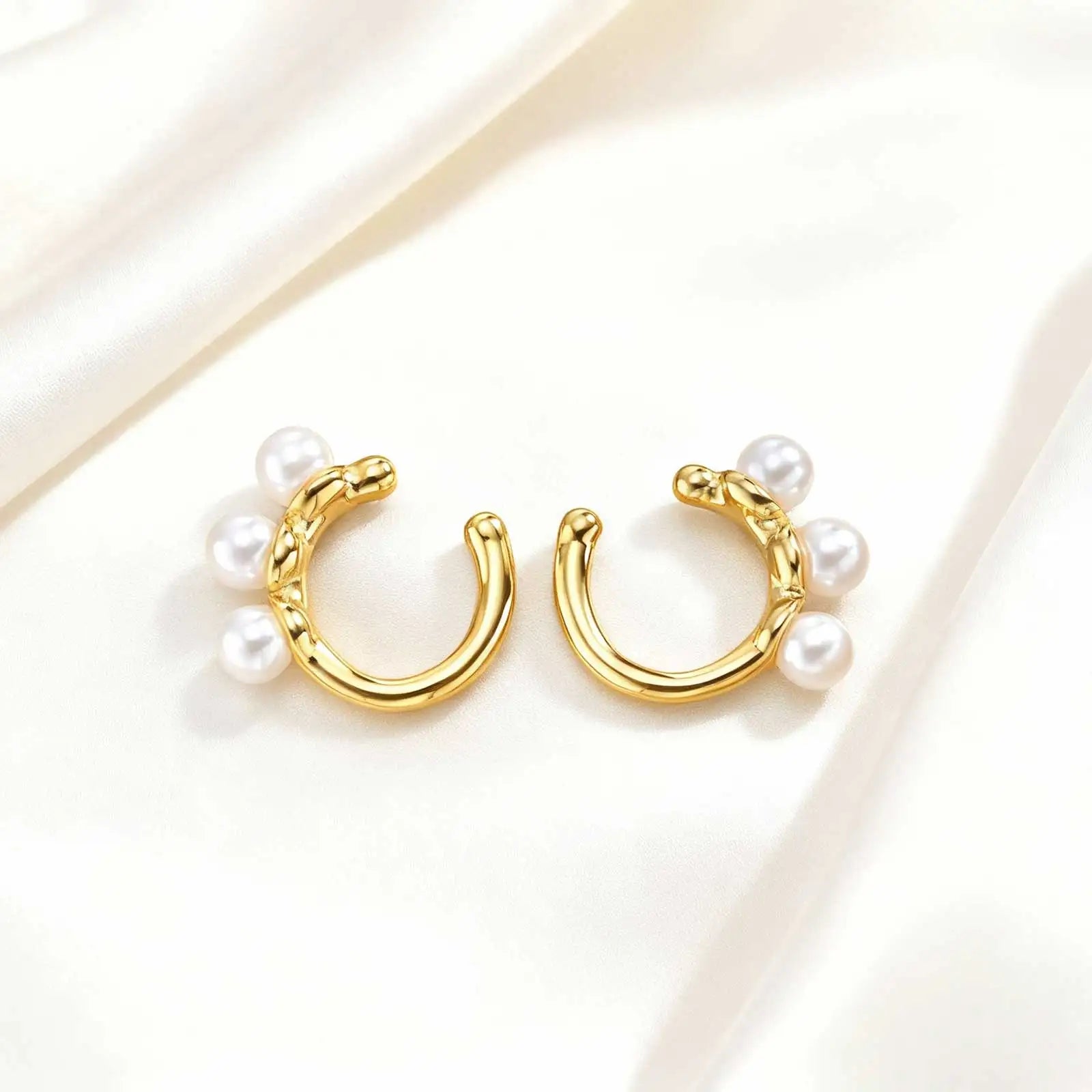 Charm Stainless Steel Imitation Pearl Ear Clip Non Piercing for Women Girls,Gold Plated Cartilage Ear Bone Clip,Fashion Jewelry