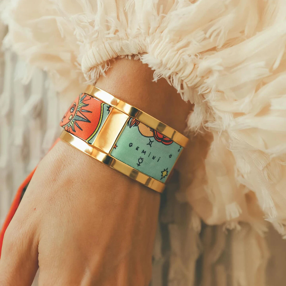 Uworld Stainless Steel Geometric Simple Color Cuff Bracelet Bangle Metal Texture Multi-Layer Temperament Fashion Waterproof