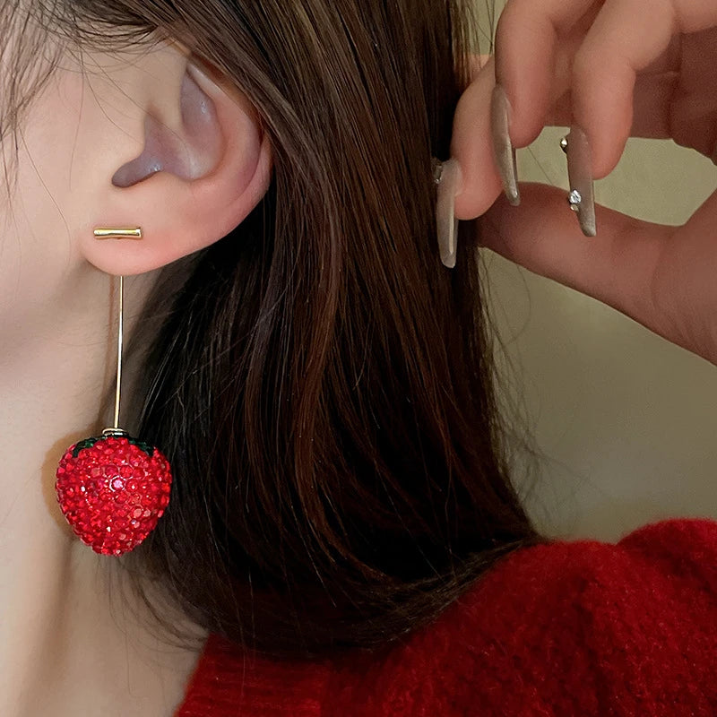 Rhinestone Red Strawberry Stud Earrings for Women Korean Cute Sweet Crystal Personality Earring Light Luxury Temperament Jewelry