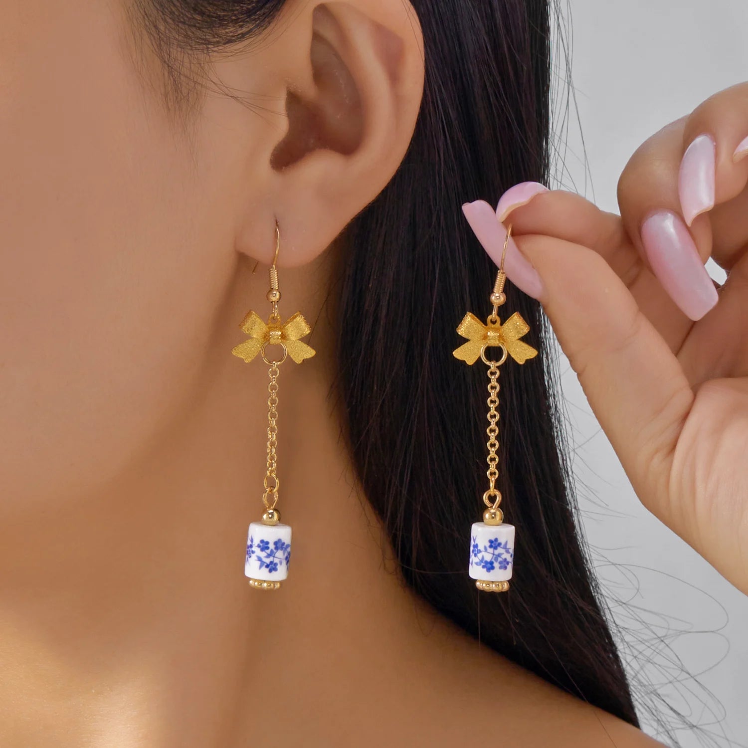 Chinese Style Blue and White Porcelain Pendant Earring For Women Vintage Ceramic Bead Pearls Long Earrings Party Jewelry Gift