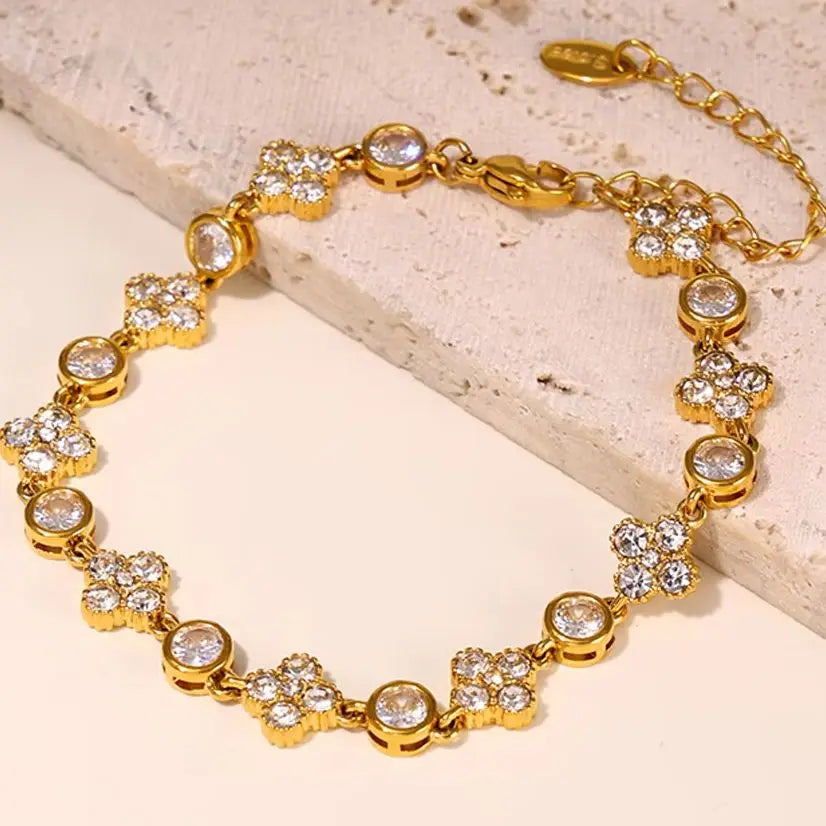 Nivora 16CM Stainless Steel Wrist Chain Bracelets Bling Cubic Zircon Flower Charm Bracelets For Women Golden Waterproof Jewelry