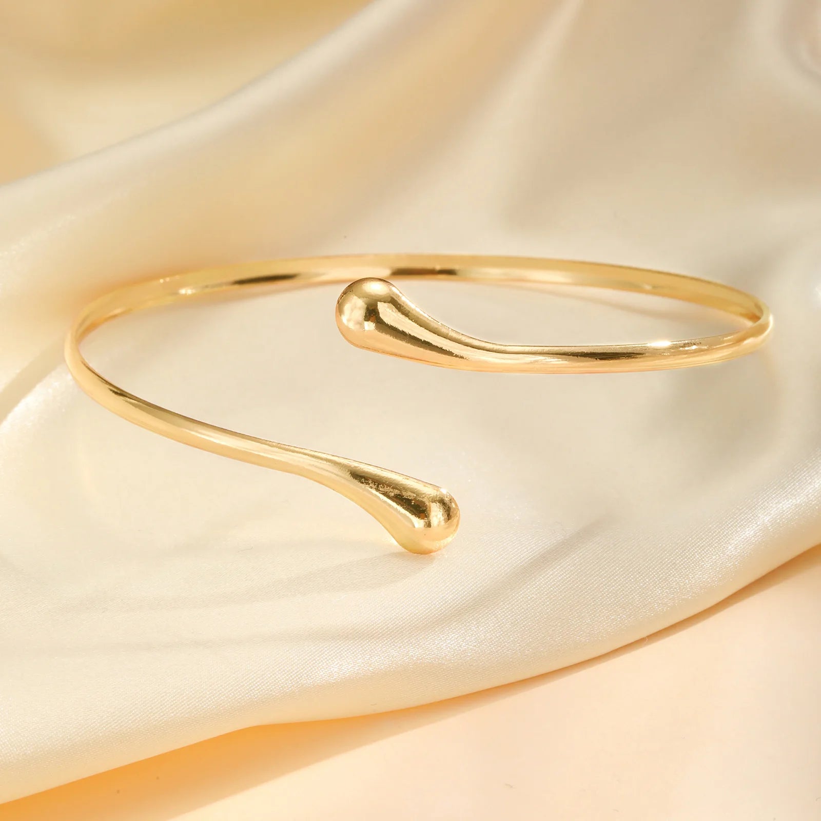 Punk Opening Adjustable Ring Arm Bracelet for Women,Stainless Steel Turquoise Spiral Pattern Arm Bracelets,Trendy Jewelry Gift