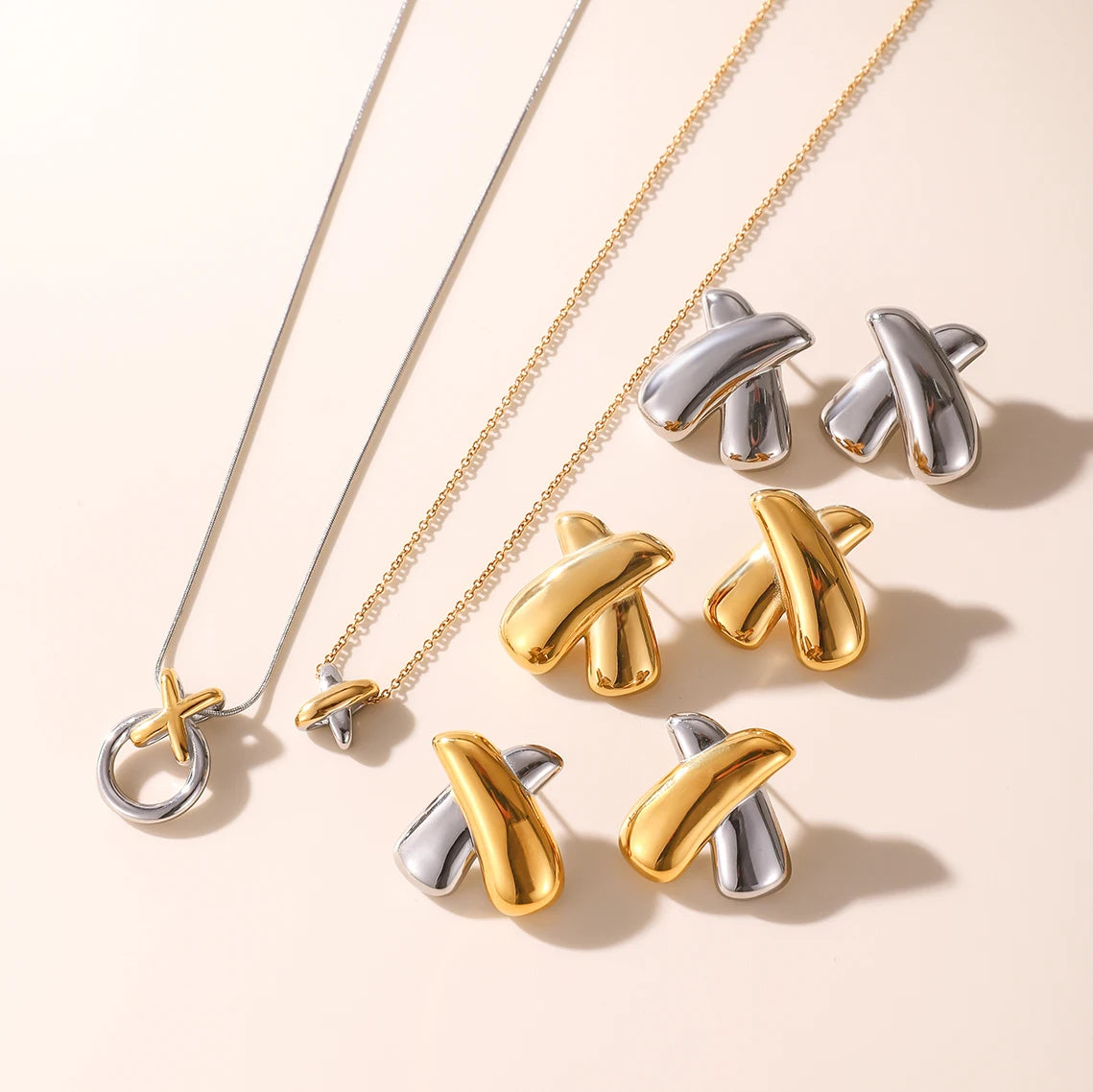 Uworld Minimalist 18k Color Blocked X-shaped Earring Women PVD Plated Stainless Steel Crossover Geometric Earring Jewelry