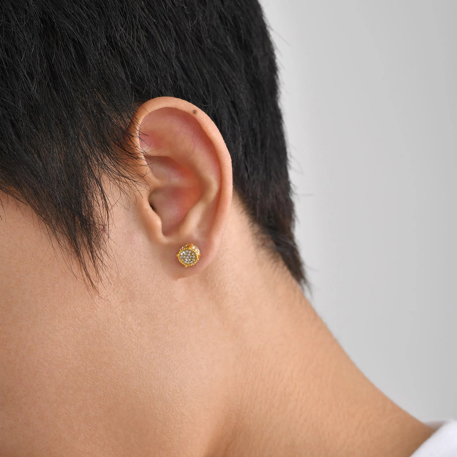 Dainty Metal Shiny CZ Stone Unisex Round Stud Earrings For Women Men Girls,Bling Sparking AAA Cubic Zirconia Earring Ear Jewelry