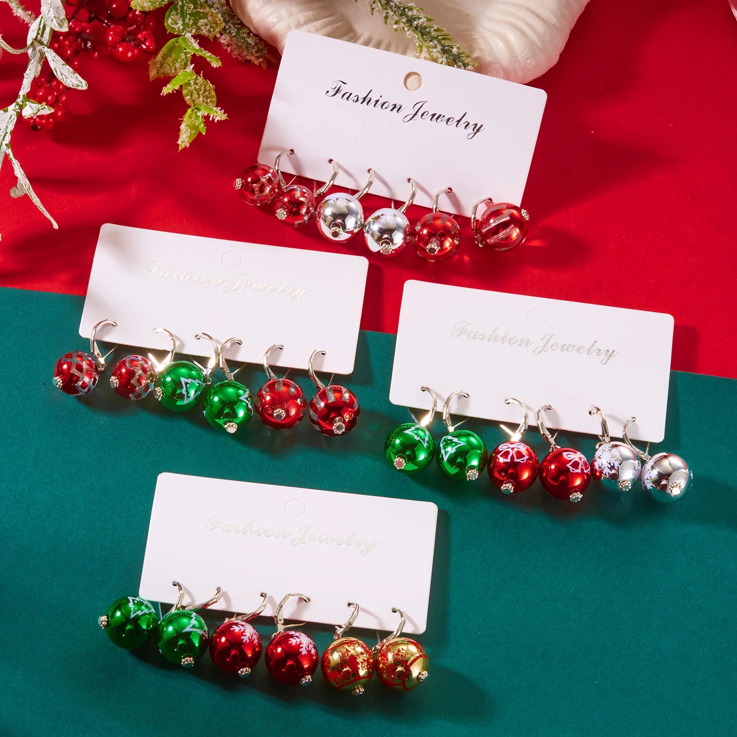 Creative Christmas Resin Ball Earrings Set For Women Red Green Round Ball Snowflake Xmas Tree Dangle Earring New Year Jewelry