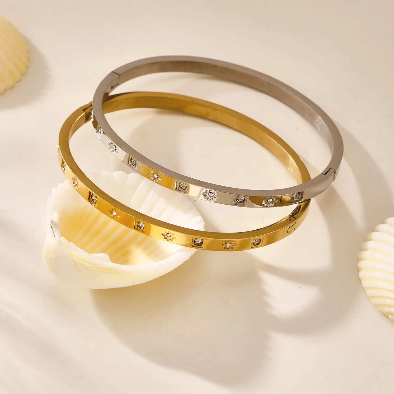 Nivora High Quality Stainless Steel Zircon Round Smooth Bangles For Women Minimalist Rust Proof Casting Jewelry Women Bracelets