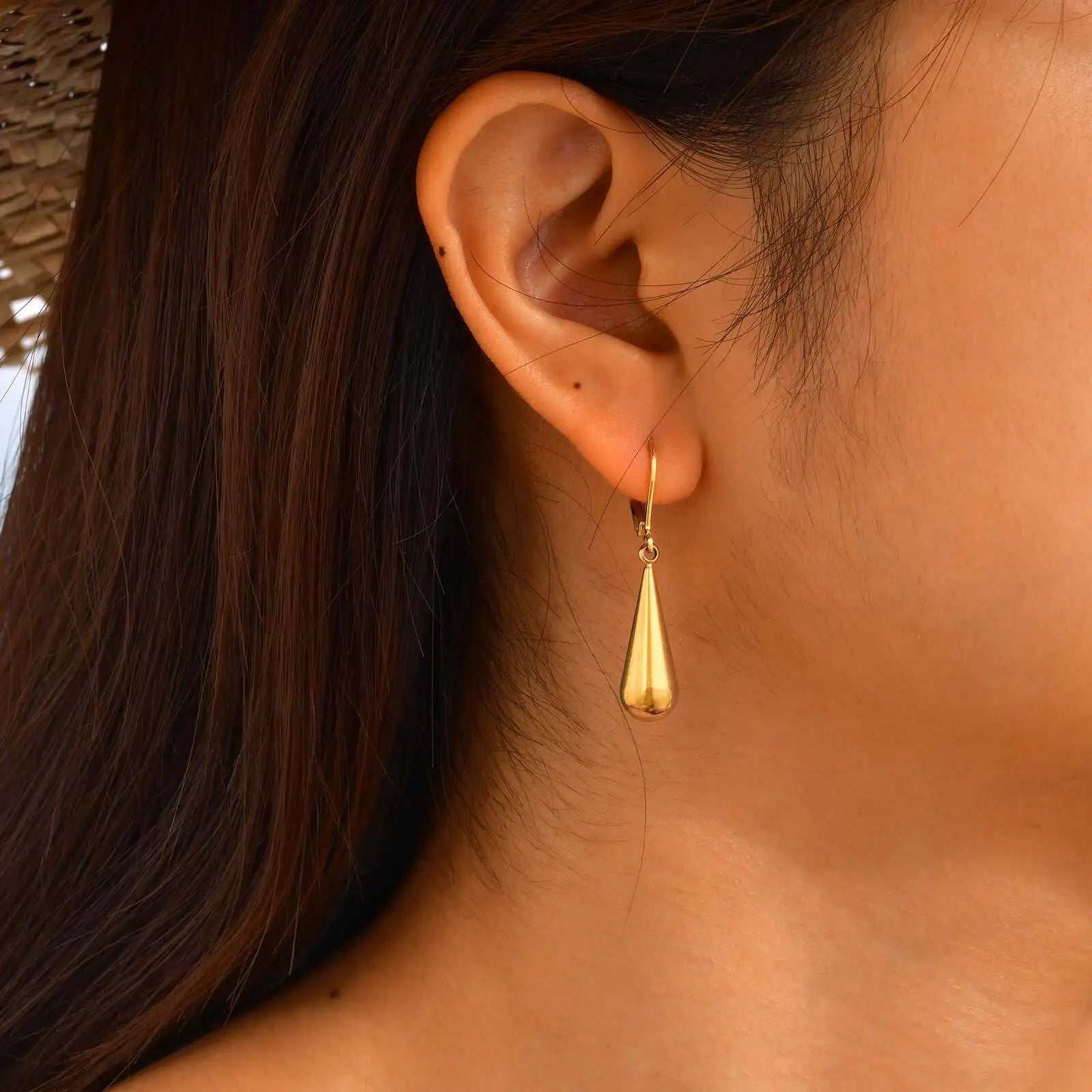 Teardrop Leverback Earrings for Women,  Waterdrop Tear Drop Dangle Earrings, Stainless Steel Jewelry Hypoallergenic