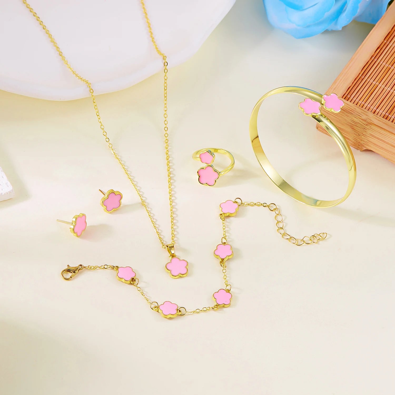 5pcs/set Lucky Five Leaf Flower Necklace Bracelet Earrings Ring Set for Women Colorful Enamel Plum Blossom Jewelry Party Gifts