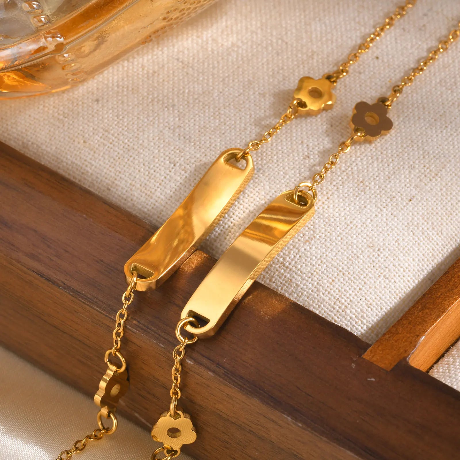 Custom Rolo Chain Flower Curved Bracelets for Women Girls,Anti Allergy Stainless Steel Bracelet,Personalized Name Jewelery Gifts