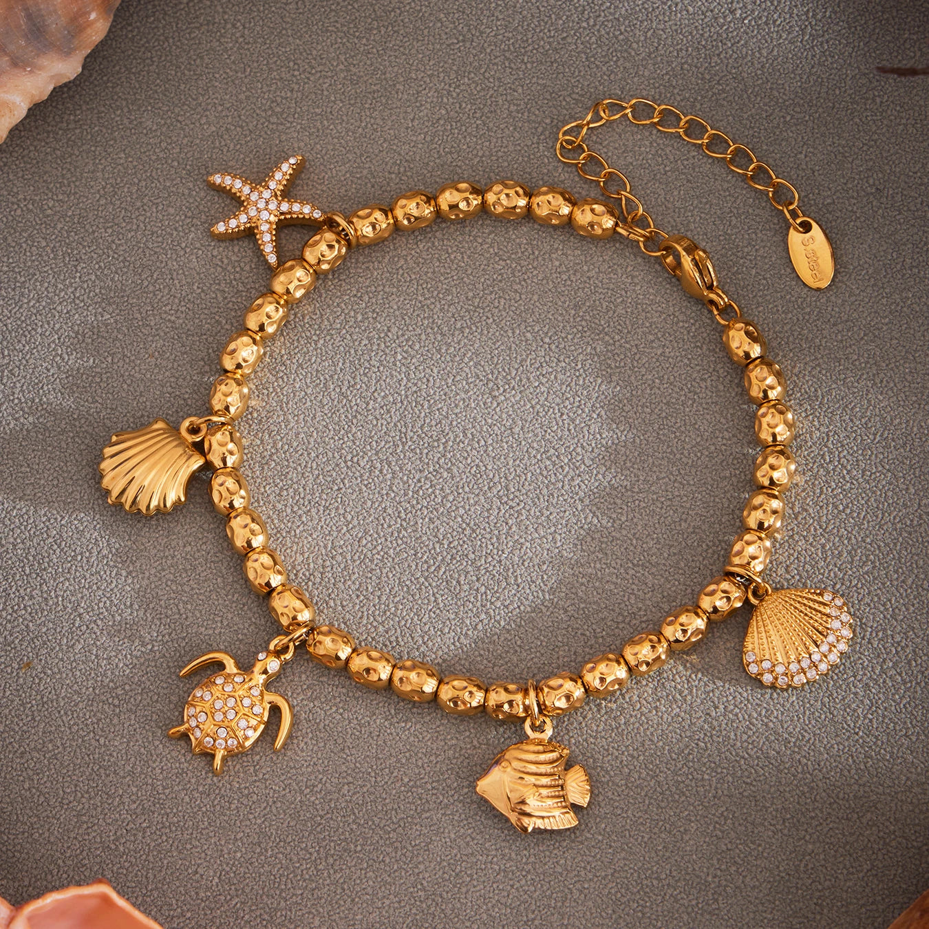 Nivora Distinctive Stainless Steel Metal Texture Chain Bracelets For Women Ocean Style Pendant Charm Wedding Bracelets Jewelry