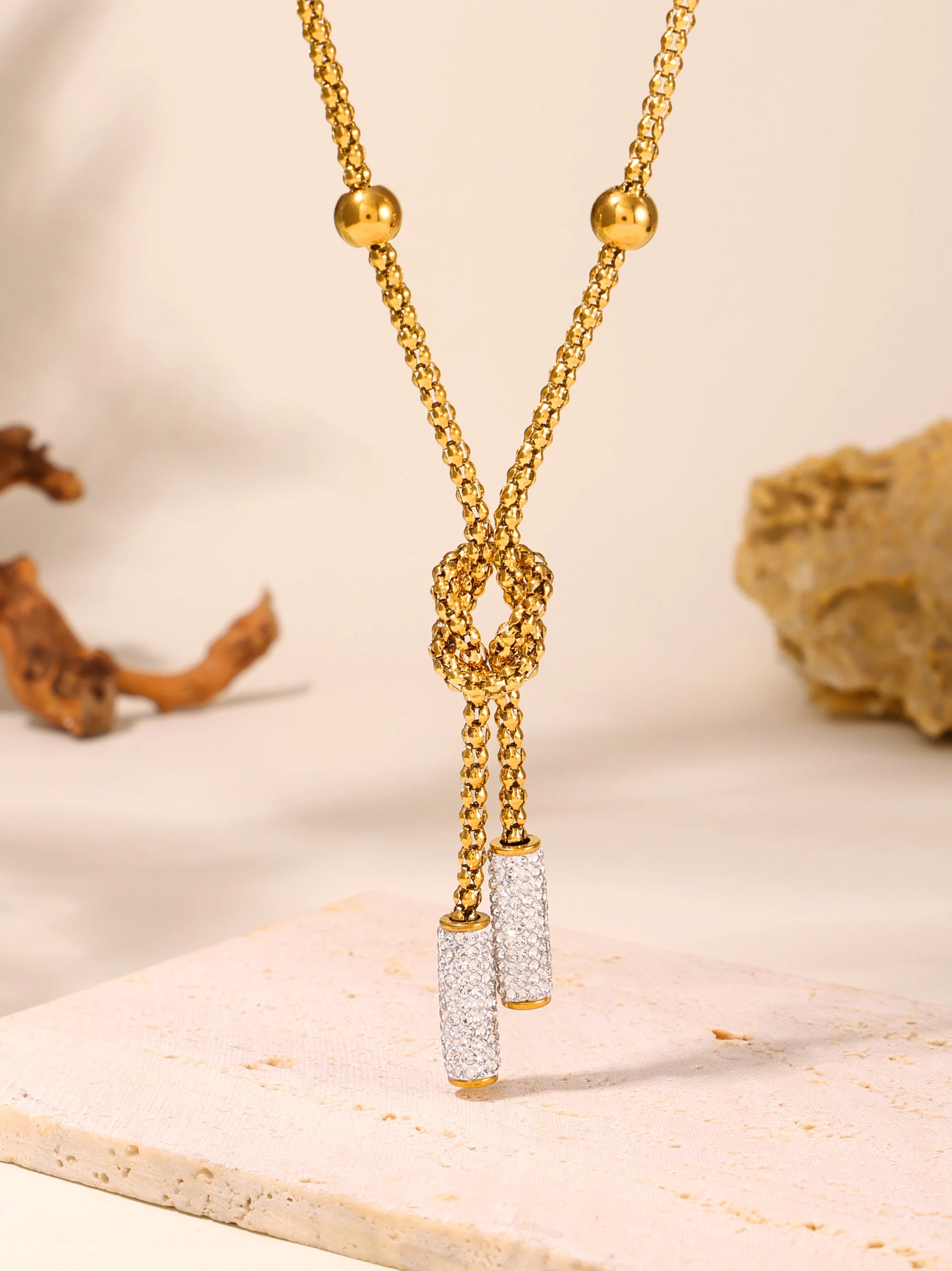 Nivora Fashion Stainless Steel Pendant Neck Choker Long Sweater Box Chain Rhinestone Necklace For Women No Tarnish Jewelry