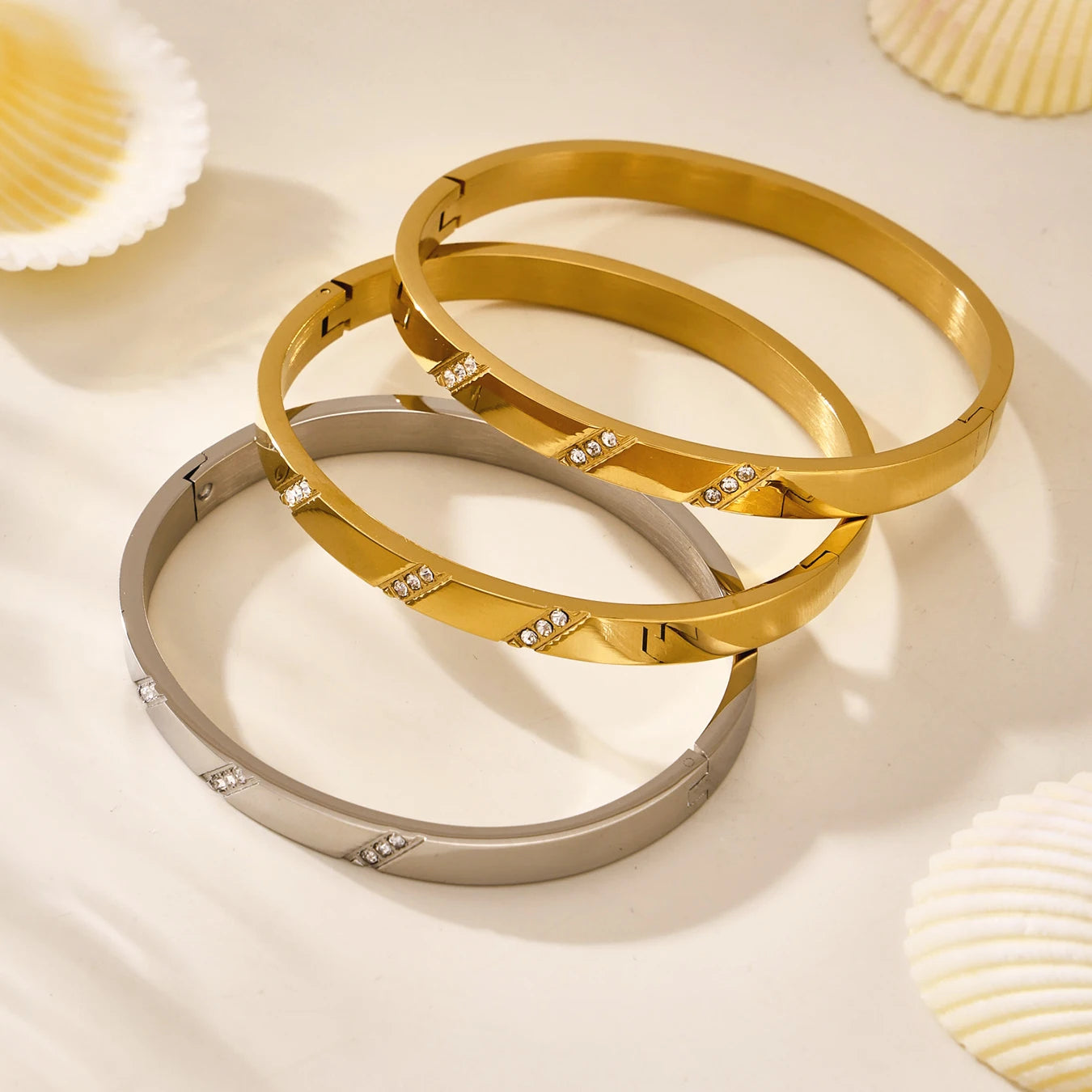 Nivora High Quality Stainless Steel Zircon Round Smooth Bangles For Women Minimalist Rust Proof Casting Jewelry Women Bracelets