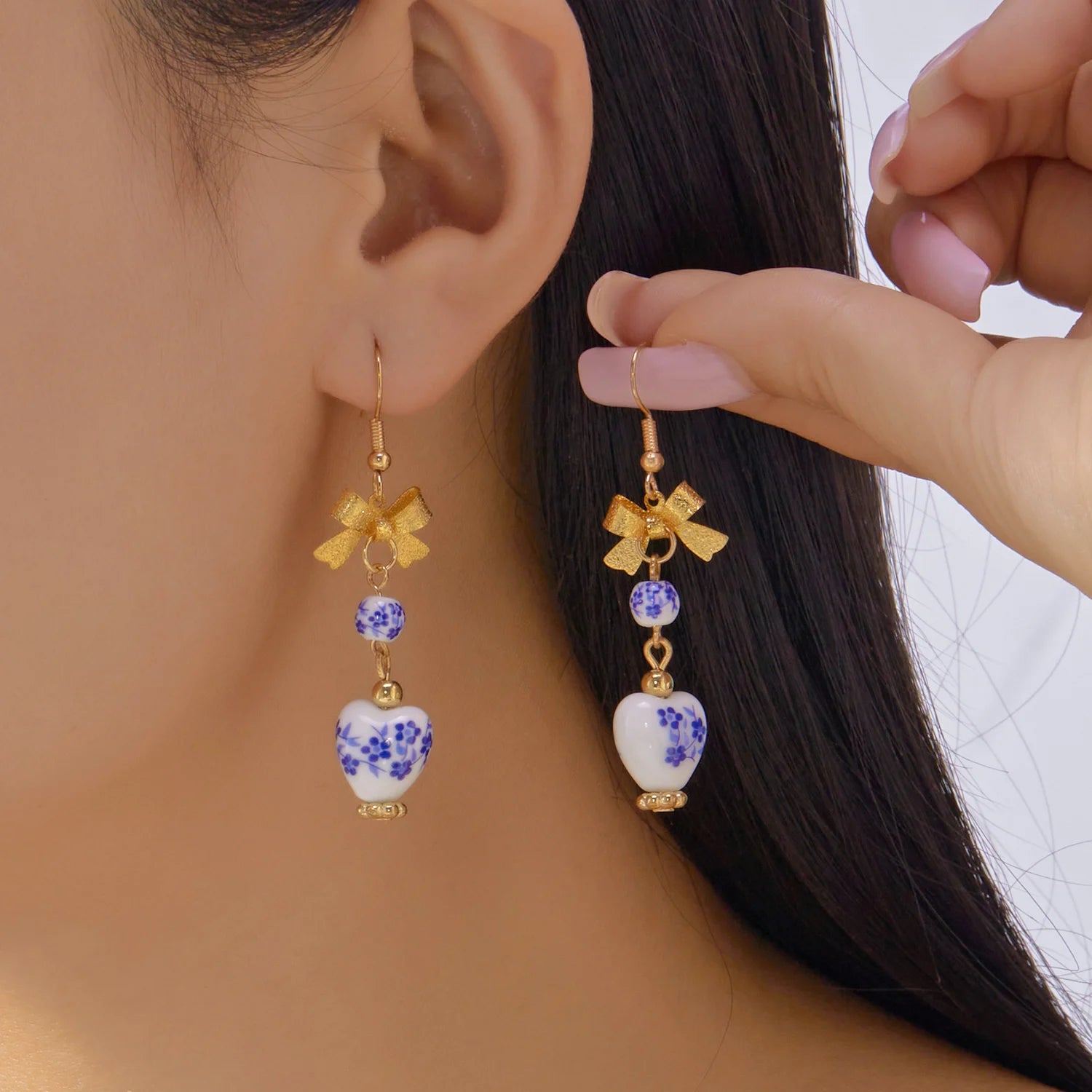 Chinese Style Blue and White Porcelain Pendant Earring For Women Vintage Ceramic Bead Pearls Long Earrings Party Jewelry Gift