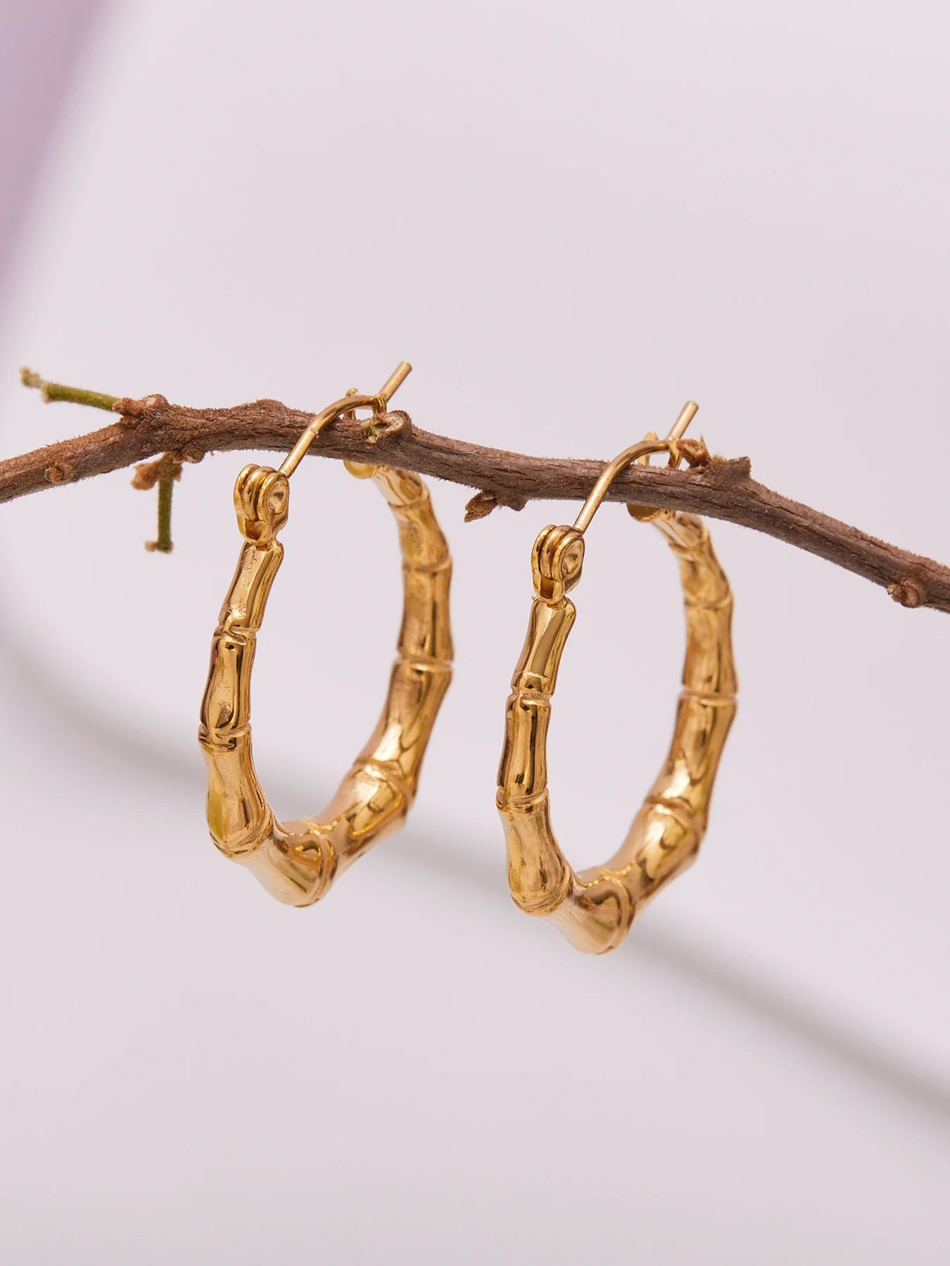 Nivora Minimalist Bamboo Hoop Earrings For Women Gold Plated Stainless Steel Hypoallergenic Charm Earrings Fashion Basic Jewelry