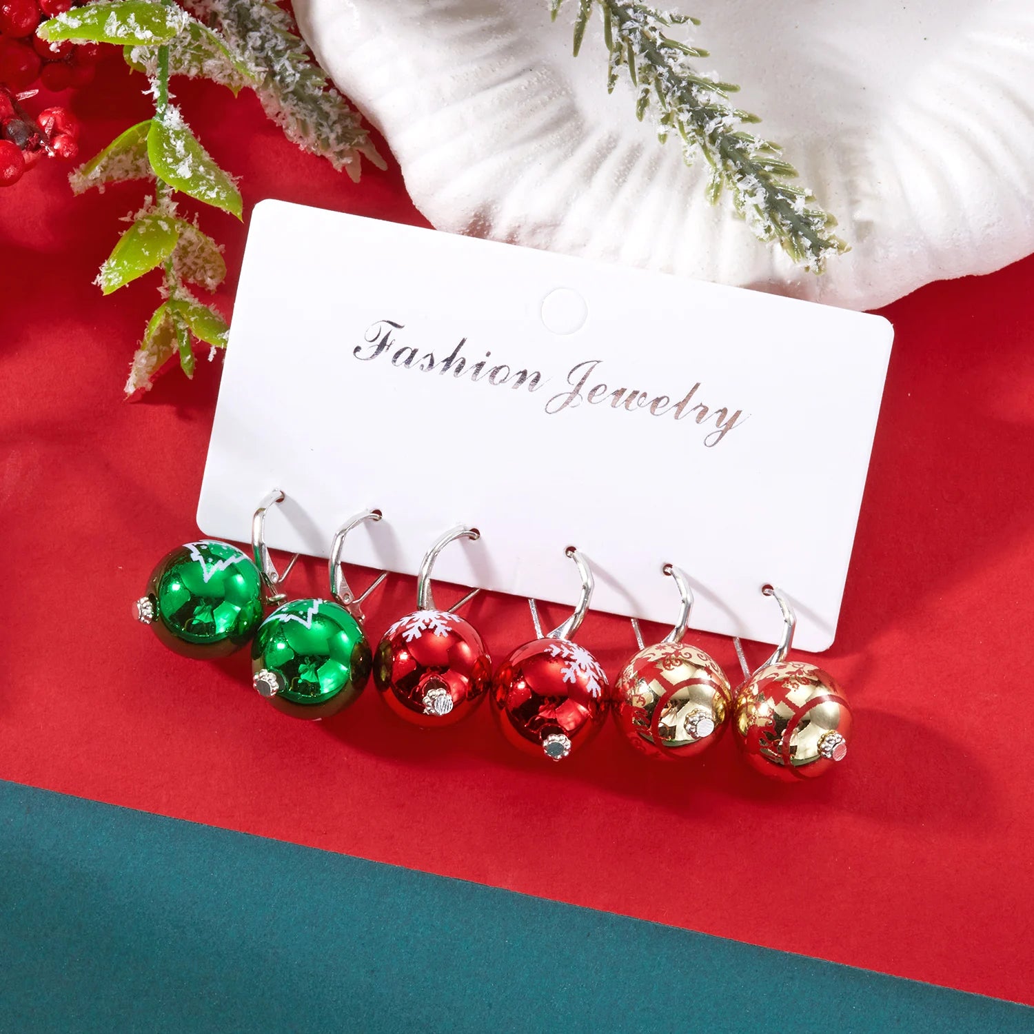 Creative Christmas Resin Ball Earrings Set For Women Red Green Round Ball Snowflake Xmas Tree Dangle Earring New Year Jewelry