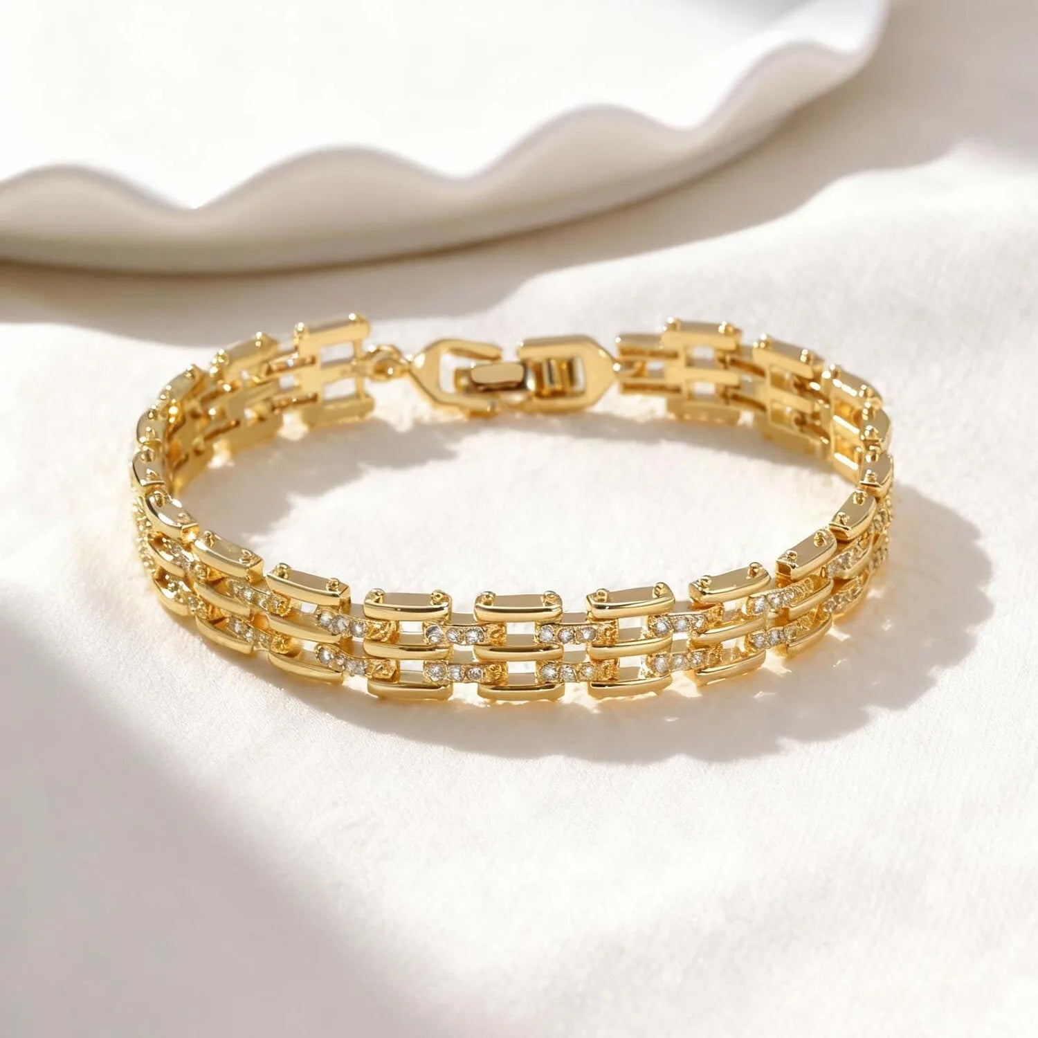 Luxury Chunky Watch Strap Bracelet for Women, Gold Plated Cubic Zirconia Chain Bracelet, Adjustable Stackable Jewelry