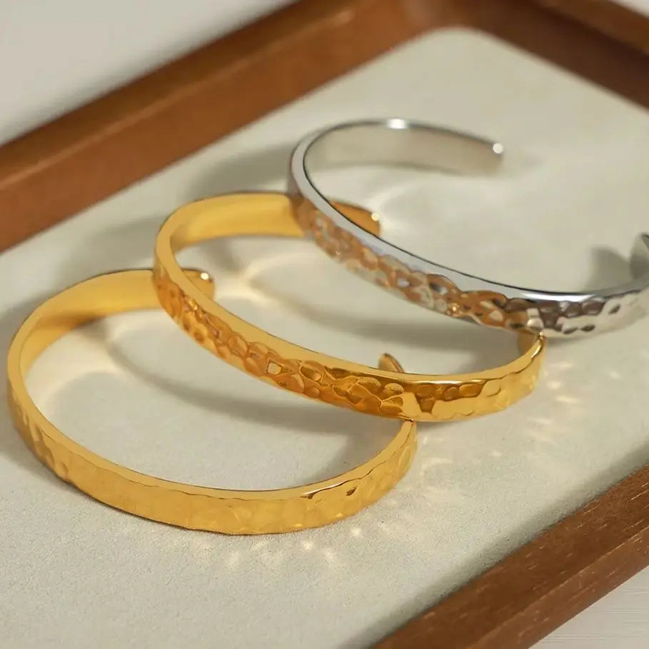 Niovra Stainless Steel Charm Cuff Bracelets For Women Irregular Hammer Pattern Statement Bangle Female Waterproof Jewelry