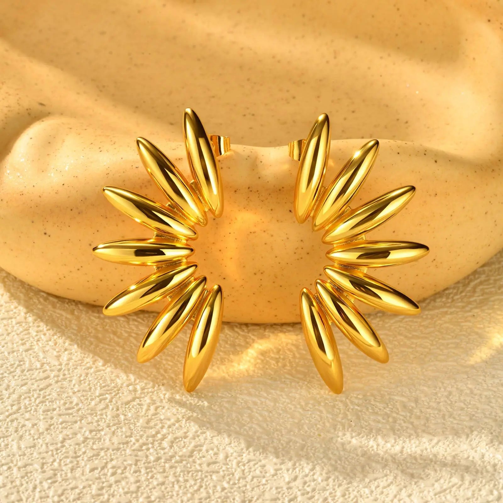 Stainless Steel Geometric Stud Earrings for Women, 18K Plated Prevent Allergy Statement Jewelry Wholesales