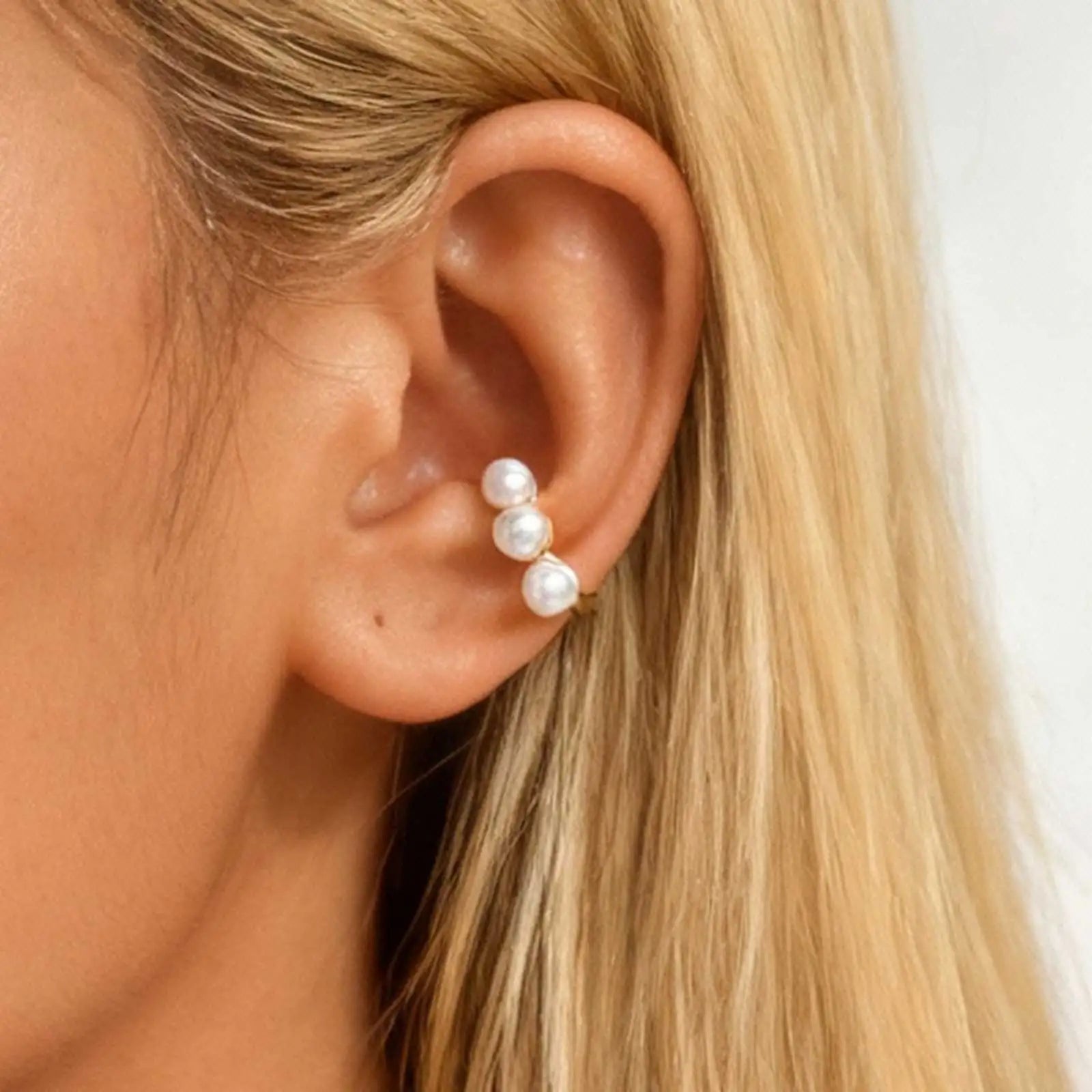 Charm Stainless Steel Imitation Pearl Ear Clip Non Piercing for Women Girls,Gold Plated Cartilage Ear Bone Clip,Fashion Jewelry