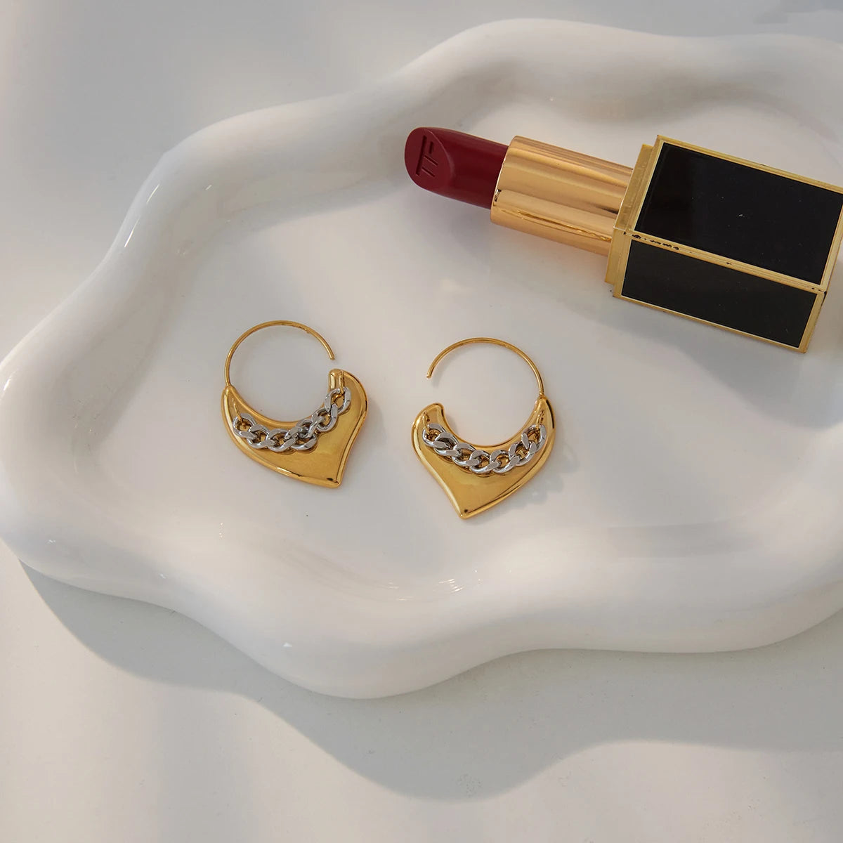 Uworld Minimalist 18K Gold Stainless Steel Gold And Silver Color-block Chain Heart Earrings Women 18K PVD Plated Fashion Jewelry