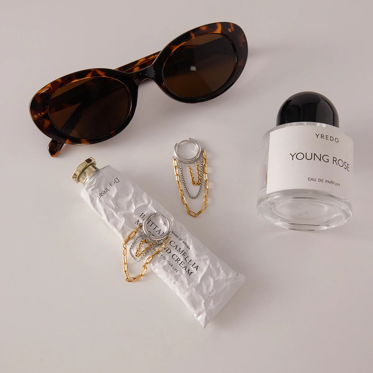 Uworld Minimalist Two tone Chain Tassel Earrings 18K PVD Stainless Steel Earrings Women's Jewelry Daily Wear