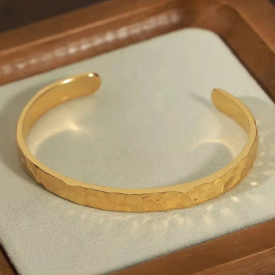 Niovra Stainless Steel Charm Cuff Bracelets For Women Irregular Hammer Pattern Statement Bangle Female Waterproof Jewelry