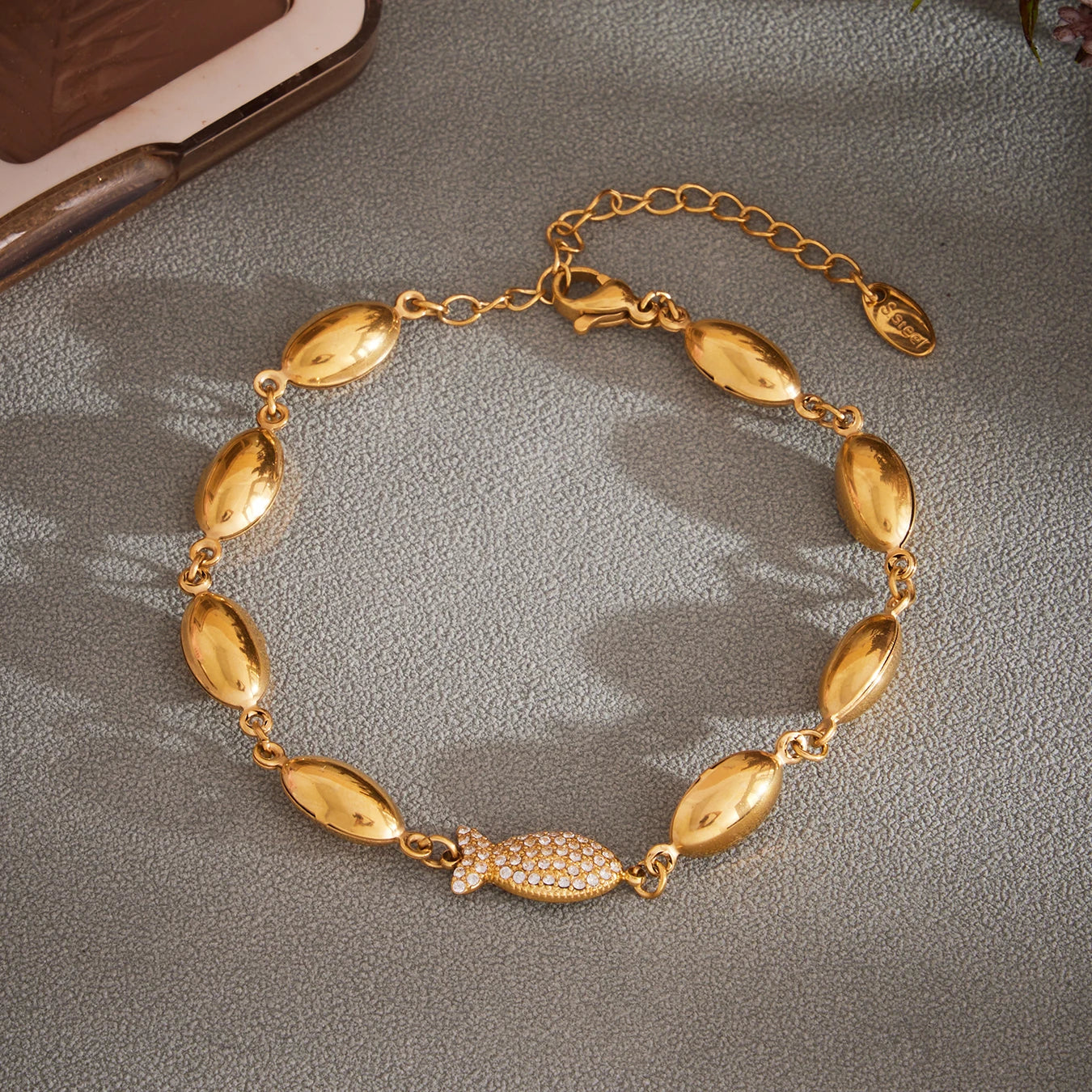 Nivora Stainless Steel Metal Beads Chain Bracelets For Women Scallop Pendant Zircon Charm Wedding Bracelets Jewelry