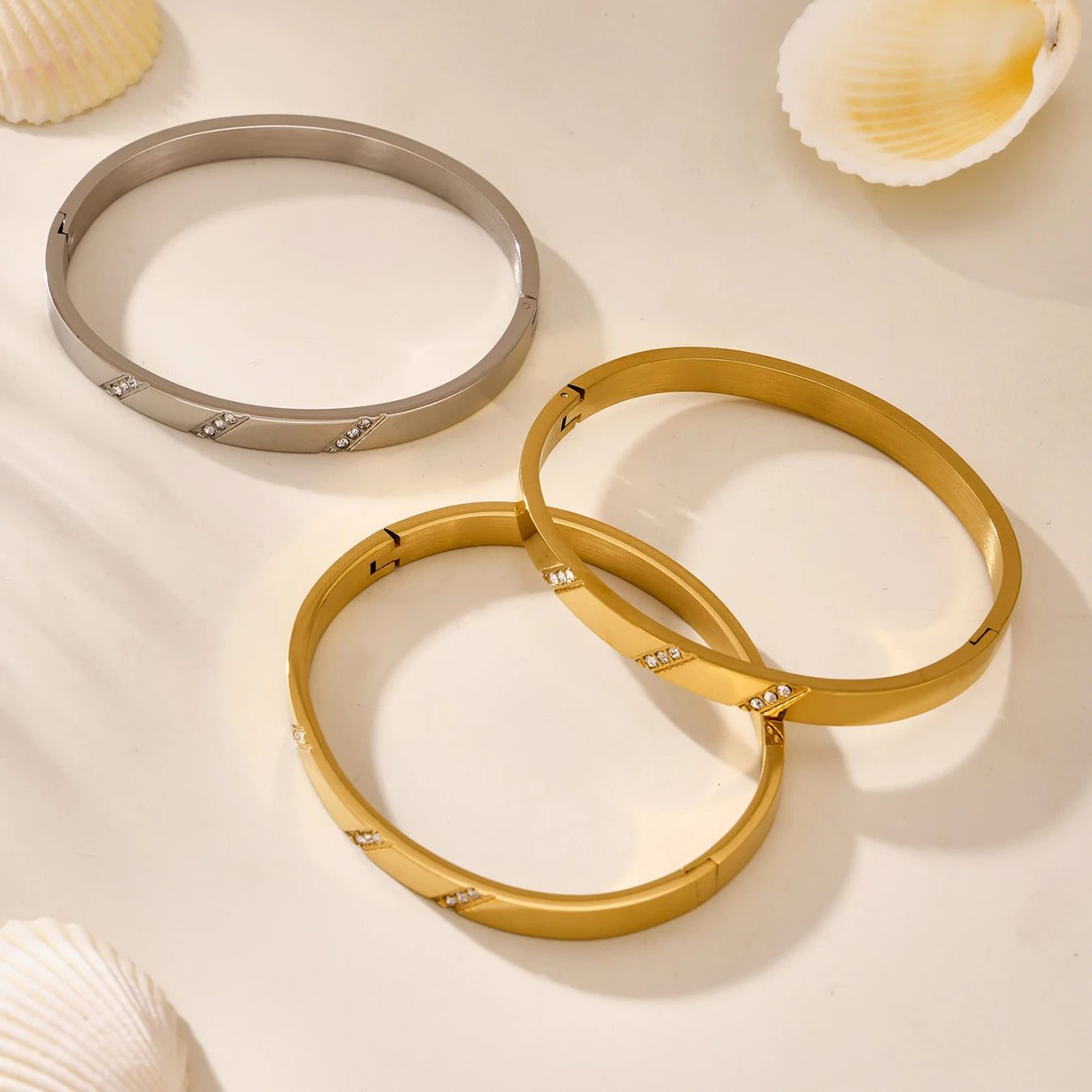 Nivora High Quality Stainless Steel Zircon Round Smooth Bangles For Women Minimalist Rust Proof Casting Jewelry Women Bracelets