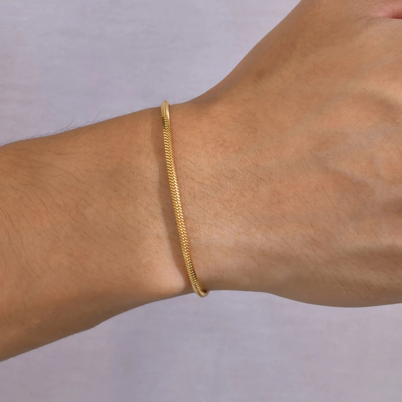 Women's Fashion 1.7mm Square Snake Chain Bracelets, Gold Color Stainless Steel Cool Bracelet, Basic Casual Wristband