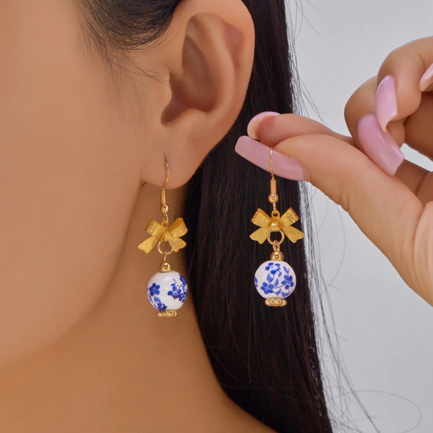 Chinese Style Blue and White Porcelain Pendant Earring For Women Vintage Ceramic Bead Pearls Long Earrings Party Jewelry Gift